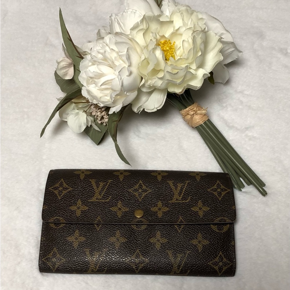 Louis Vuitton Authentic Vintage Monogram Canvas Sarah Wallet;Date Code:(…